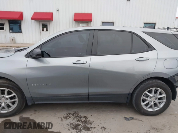 2024 Chevrolet Equinox LS z VIN 3GNAXSEG9RL205583, wystawiony jako IAAI lot #41403166 z przebiegiem 20 199 mil mil oraz . Historia ofert i sprzedaży dostępna na DreamBid. Obrazek 15.