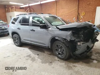 2023 Honda Pilot TrailSport with VIN 5FNYG1H6XPB009572, listed as a Copart auction lot 83375294 with 33,482 mi miles and Salvage Title. Bid and sale history available at carsss.com. Image 4.
