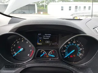 2016 Ford Escape SE with VIN 1FMCU0GX3GUC05279, listed as a IAAI auction lot 42142557 with 87,177 mi miles. Bid and sale history available at carsss.com. Image 7.