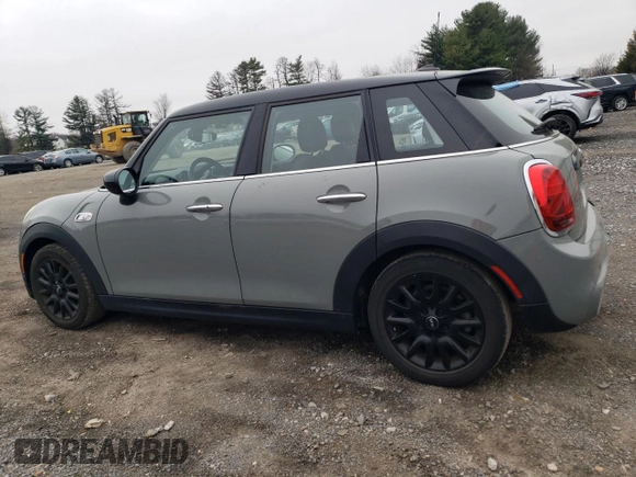 2020 MINI Hardtop 4 Door Cooper S with VIN WMWXU9C05L2M37131, listed as a Copart auction lot 50179345 with 40,403 mi miles and Salvage Title. Bid and sale history available at DreamBid. Image 2.
