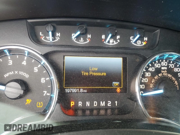 2011 Ford F-150 XL with VIN 1FTFW1CF5BFD19442, listed as a Copart auction lot 56927195 with 197,991 mi miles and Salvage title. Bid and sale history available at DreamBid. Image 9.