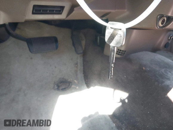 2001 Toyota Tundra SR5 with VIN 5TBRN34181S167596, listed as a IAAI auction lot 41563622 with Not Provided miles and . Bid and sale history available at DreamBid. Image 11.