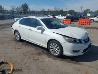 2015 Honda Accord Sedan EX-L with VIN 1HGCR3F83FA024329, listed as a IAAI auction lot 41644378 with 146,080 mi miles. Bid and sale history available at carsss.com. Image 1.