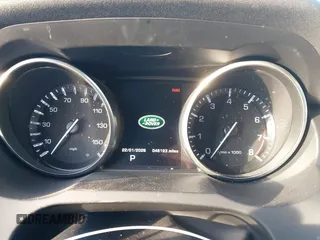 2015 Land Rover Range Rover Evoque Dynamic Premium with VIN SALVT1BG2FH967211, listed as a IAAI auction lot 41400314 with 46,193 mi miles. Bid and sale history available at carsss.com. Image 7.
