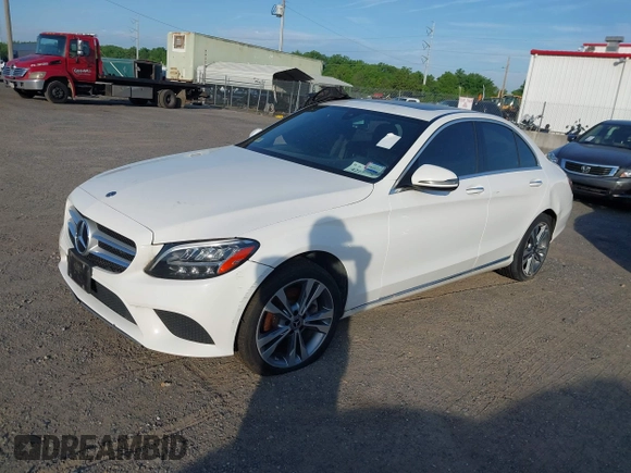 2019 Mercedes-Benz C 300 with VIN 55SWF8EB9KU296768, listed as a IAAI auction lot 42137749 with Not Provided miles and . Bid and sale history available at carsss.com. Image 16.