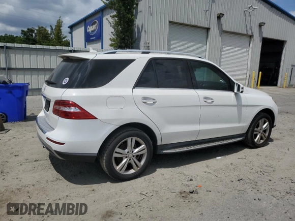 2015 Mercedes-Benz M ML 350 with VIN 4JGDA5JB2FA588672, listed as a Copart auction lot 54306575 with 161,896 mi miles and Clean Title. Bid and sale history available at carsss.com. Image 3.