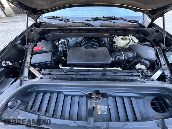 2022 GMC Sierra 1500 SLT with VIN 3GTU9DED6NG150613, listed as a Copart auction lot 60988005 with 335,056 mi miles and Clean title. Bid and sale history available at DreamBid. Image 7.