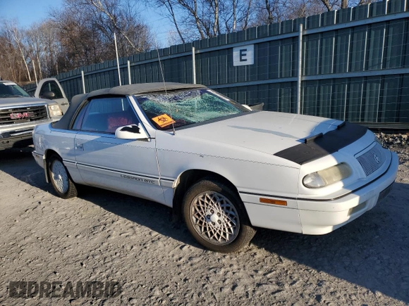 1993 Chrysler LeBaron z VIN 1C3XU4534PF654847, wystawiony jako Copart lot #84391684 z przebiegiem 129 520 mil mil oraz Szkoda całkowita • Salvage title. Historia ofert i sprzedaży dostępna na DreamBid. Obrazek 4.