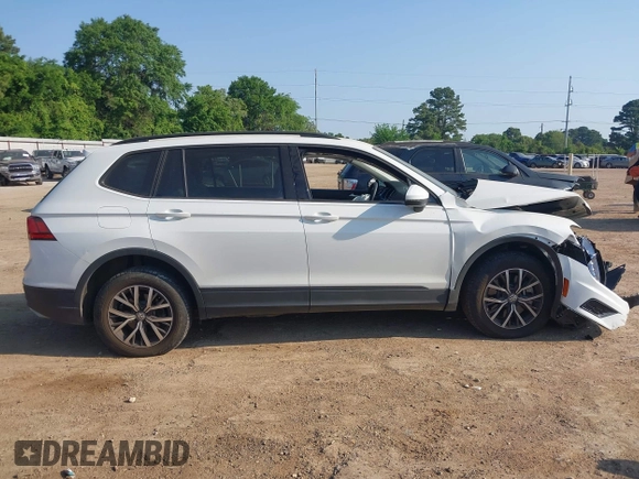 2021 Volkswagen Tiguan S с VIN 3VV1B7AX6MM110493, выставлен на аукционе IAAI как лот 42042818 с пробегом 49 745 миль миль и . История ставок и продаж доступна на DreamBid. Изображение 13.