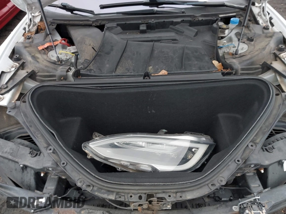 2016 Tesla Model S 90D with VIN 5YJSA1E26GF155962, listed as a IAAI auction lot 41348998 with 134,269 mi miles and . Bid and sale history available at DreamBid. Image 10.