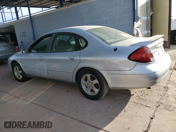 2002 Ford Taurus SES Standard with VIN 1FAFP55S32G260499, listed as a Copart auction lot 45929285 with 152,567 mi miles and Salvage Title. Bid and sale history available at carsss.com. Image 2.