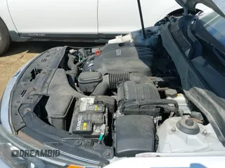 2015 Kia Optima LX z VIN 5XXGM4A70FG486340, wystawiony jako IAAI lot #43212629 z przebiegiem 172 578 mil mil oraz . Historia ofert i sprzedaży dostępna na DreamBid. Obrazek 19.