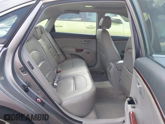 2006 Hyundai Azera SE with VIN KMHFC46F76A043396, listed as a IAAI auction lot 42398355 with 232,418 mi miles and . Bid and sale history available at DreamBid. Image 8.