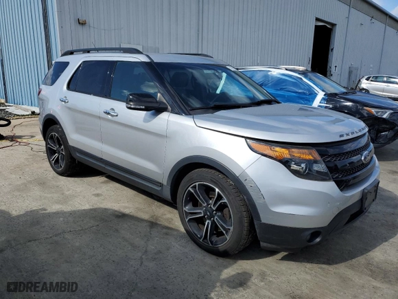 2014 Ford Explorer Sport with VIN 1FM5K8GTXEGA40515, listed as a Copart auction lot 52093215 with 66,652 mi miles and Salvage Title. Bid and sale history available at carsss.com. Image 4.