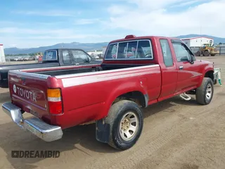 1994 Toyota Pickup DLX с VIN JT4VN13D6R5135544, выставлен на аукционе IAAI как лот 42465052 с пробегом 141 711 миль миль и . История ставок и продаж доступна на DreamBid. Изображение 4.