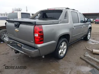 2007 Chevrolet Avalanche 1LT with VIN 3GNEC12057G202104, listed as a IAAI auction lot 41527646 with 236,496 mi miles and . Bid and sale history available at DreamBid. Image 4.