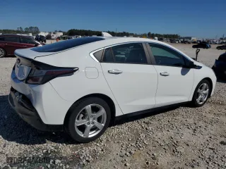 2018 Chevrolet Volt LT with VIN 1G1RA6S59JU133665, listed as a Copart auction lot 50088935 with 90,259 mi miles and Salvage Title. Bid and sale history available at carsss.com. Image 3.
