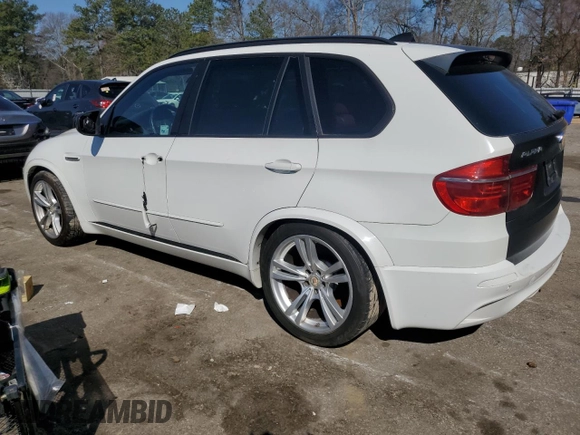 2012 BMW X5 M with VIN 5YMGY0C51CLK27397, listed as a Copart auction lot 48947555 with 0 mi miles and Salvage Title. Bid and sale history available at carsss.com. Image 2.