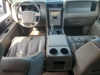2007 Lincoln Navigator L with VIN 5LMFL28597LJ11953, listed as a Copart auction lot 69193304 with 186,594 mi miles and Salvage Title. Bid and sale history available at carsss.com. Image 8.