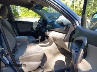 2011 Toyota RAV4 с VIN JTMZF4DV6B5042780, выставлен на аукционе IAAI как лот 42334262 с пробегом 208 441 миль миль и . История ставок и продаж доступна на DreamBid. Изображение 5.