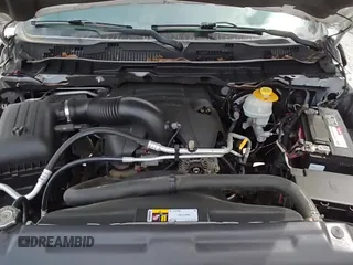 2014 Ram 1500 Sport z VIN 1C6RR7UT6ES307962, wystawiony jako Copart lot #55524205 z przebiegiem 104 031 mil mil oraz Czysty tytuł • Clean title. Historia ofert i sprzedaży dostępna na DreamBid. Obrazek 14.