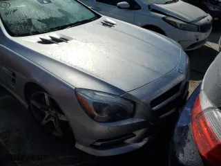 2013 Mercedes-Benz SL-Class SL 550 with VIN WDDJK7DA0DF001944, listed as a Copart auction lot 74482144 with 0 mi miles and Salvage Title. Bid and sale history available at carsss.com. Image 5.