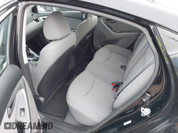 2014 Hyundai Elantra SE z VIN KMHDH4AEXEU172446, wystawiony jako IAAI lot #41819303 z przebiegiem 95 751 mil mil oraz . Historia ofert i sprzedaży dostępna na DreamBid. Obrazek 8.