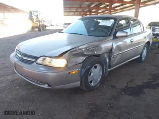 2000 Chevrolet Malibu LS with VIN 1G1NE52J0Y6118884, listed as a IAAI auction lot 41701115 with 113,948 mi miles. Bid and sale history available at carsss.com. Image 6.