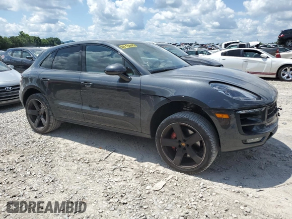 2018 Porsche Macan GTS with VIN WP1AG2A50JLB60934, listed as a Copart auction lot 61903095 with 66,021 mi miles and Salvage title. Bid and sale history available at DreamBid. Image 4.