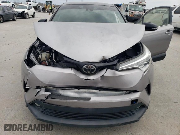 2019 Toyota C-HR XLE with VIN JTNKHMBX4K1045406, listed as a Copart auction lot 47612515 with 38,909 mi miles and Salvage Title. Bid and sale history available at DreamBid. Image 13.