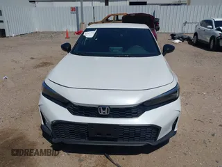 2025 Honda Civic Sport z VIN 19XFL2H82SE006769, wystawiony jako IAAI lot #41997613 z przebiegiem 1611 mil mil oraz . Historia ofert i sprzedaży dostępna na DreamBid. Obrazek 12.