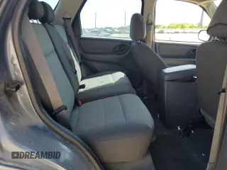 2005 Ford Escape XLS Value with VIN 1FMYU02Z75KB20193, listed as a Copart auction lot 52898665 with 121,166 mi miles and Salvage Title. Bid and sale history available at carsss.com. Image 11.