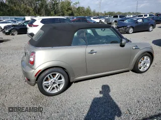 2011 MINI Convertible z VIN WMWZN3C5XBT132988, wystawiony jako Copart lot #87453744 z przebiegiem 67 197 mil mil oraz Szkoda całkowita • Salvage title. Historia ofert i sprzedaży dostępna na DreamBid. Obrazek 3.