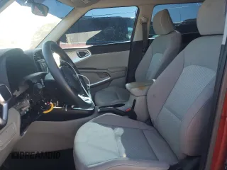 2020 Kia Soul LX with VIN KNDJ23AUXL7122250, listed as a Copart auction lot 75156234 with 55,572 mi miles and Salvage Title. Bid and sale history available at carsss.com. Image 7.