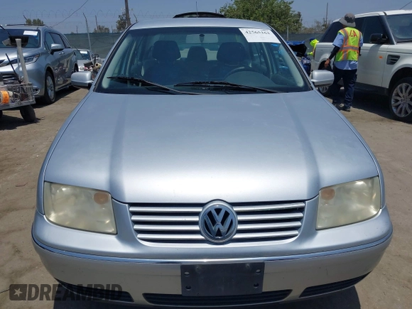 2004 Volkswagen Jetta GL z VIN 3VWRA69M34M031594, wystawiony jako IAAI lot #42565161 z przebiegiem 191 011 mil mil oraz . Historia ofert i sprzedaży dostępna na DreamBid. Obrazek 6.