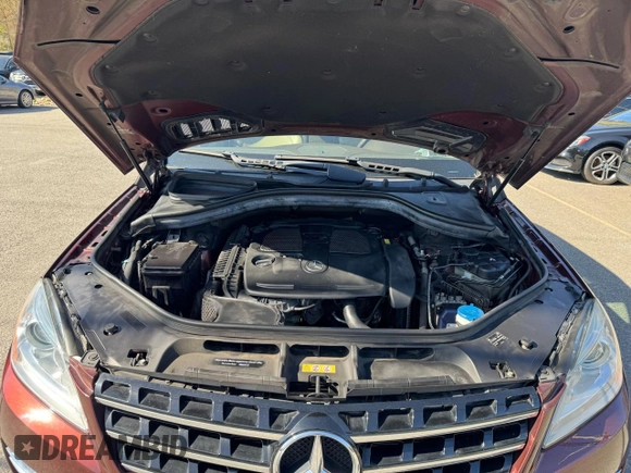 2015 Mercedes-Benz M 350 with VIN 4JGDA5JB4FA543183, listed as a Copart auction lot 55183985 with 99,957 mi miles and Clean Title. Bid and sale history available at DreamBid. Image 8.