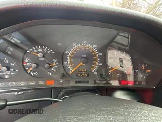 1995 Mercedes-Benz S 320 with VIN WDBGA32EXSA218724, listed as a Copart auction lot 88702025 with 162,400 mi miles and Clean Title. Bid and sale history available at DreamBid. Image 8.