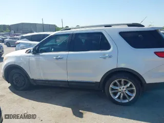 2014 Ford Explorer Limited with VIN 1FM5K8F88EGA74451, listed as a IAAI auction lot 41979233 with 146,436 mi miles. Bid and sale history available at carsss.com. Image 14.