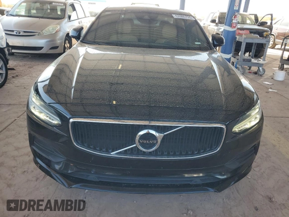 2017 Volvo S90 Momentum z VIN YV1102AK3H1006357, wystawiony jako Copart lot #43386755 z przebiegiem 129 043 mil mil oraz Tytuł czysty. Historia ofert i sprzedaży dostępna na DreamBid. Obrazek 5.