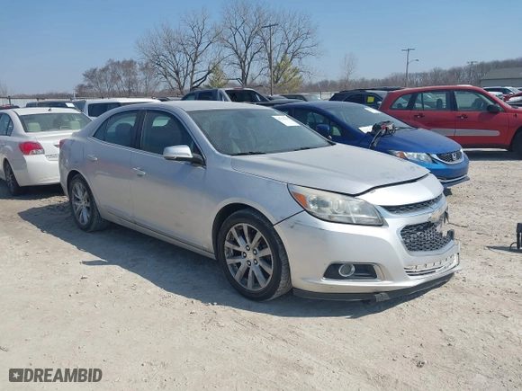 2015 Chevrolet Malibu LT with VIN 1G11D5SL1FF220792, listed as a IAAI auction lot 41776916 with 205,623 mi miles. Bid and sale history available at carsss.com. Image 1.