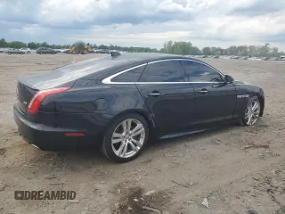2019 Jaguar XJ R-Sport with VIN SAJWA1C7XK8W21242, listed as a Copart auction lot 56092225 with 47,727 mi miles and Salvage title. Bid and sale history available at DreamBid. Image 3.