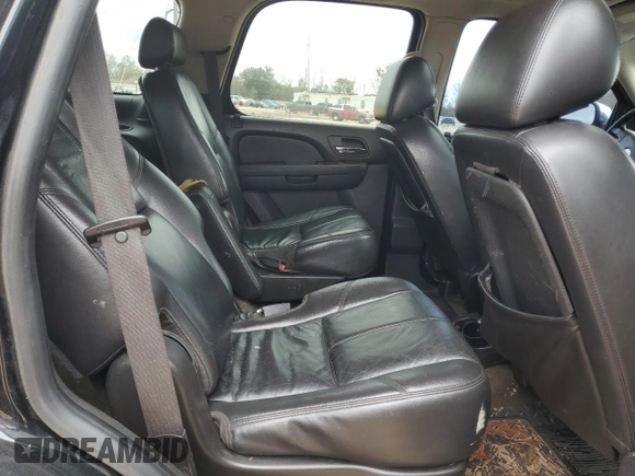 2010 GMC Yukon SLT with VIN 1GKMCCE35AR213217, listed as a Copart auction lot 46132185 with 275,571 mi miles and Salvage Title. Bid and sale history available at carsss.com. Image 11.
