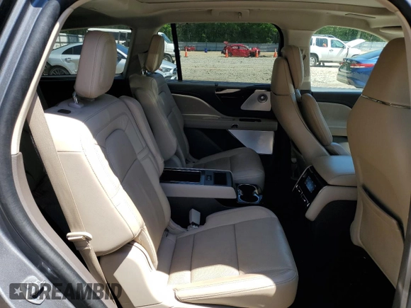 2022 Lincoln Aviator Reserve with VIN 5LM5J7XC0NGL16100, listed as a Copart auction lot 53539575 with 39,355 mi miles and Salvage title. Bid and sale history available at DreamBid. Image 11.