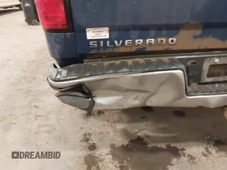 2015 Chevrolet Silverado 1500 LT with VIN 1GCVKREC9FZ424384, listed as a IAAI auction lot 41062960 with 211,461 mi miles and . Bid and sale history available at DreamBid. Image 19.