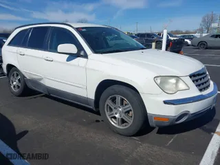 2007 Chrysler Pacifica Touring with VIN 2A8GM68X97R237425, listed as a IAAI auction lot 41855130 with 150,992 mi miles. Bid and sale history available at carsss.com. Image 1.