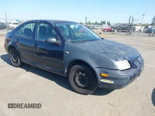 1999 Volkswagen Jetta GLS с VIN 3VWSA29M2XM059806, выставлен на аукционе IAAI как лот 42632422 с пробегом 142 674 миль миль и . История ставок и продаж доступна на DreamBid. Изображение 1.
