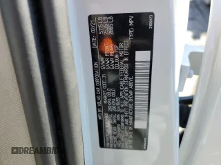 2021 Volvo V60 z VIN YV4102WK1M1074808, wystawiony jako Copart lot #42506854 z przebiegiem Nie podano mil oraz . Historia ofert i sprzedaży dostępna na DreamBid. Obrazek 12.