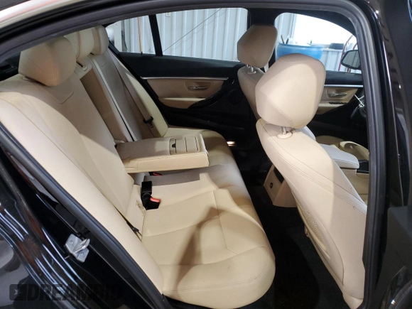 2018 BMW 3 Series 330i with VIN WBA8B9G56JNU98063, listed as a Copart auction lot 48202215 with 38,782 mi miles and Salvage title. Bid and sale history available at DreamBid. Image 10.