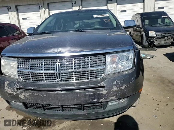 2010 Lincoln MKX with VIN 2LMDJ8JC2ABJ25880, listed as a Copart auction lot 46810725 with 109,792 mi miles and Salvage Title. Bid and sale history available at carsss.com. Image 11.