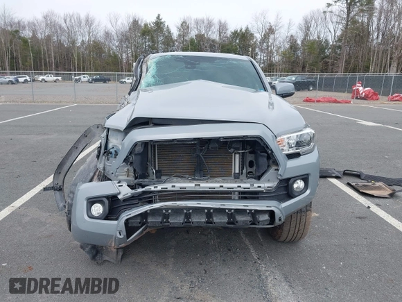 2021 Toyota Tacoma 4WD SR with VIN 3TMCZ5AN6MM392673, listed as a IAAI auction lot 41927892 with 53,470 mi miles. Bid and sale history available at carsss.com. Image 12.